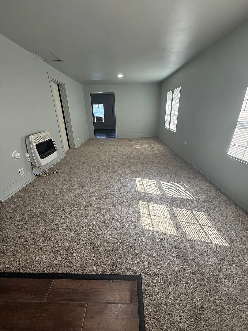 1807 Elm Street — Photo 2