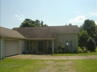 3382 Parkridge Rd, Marianna, FL 32446