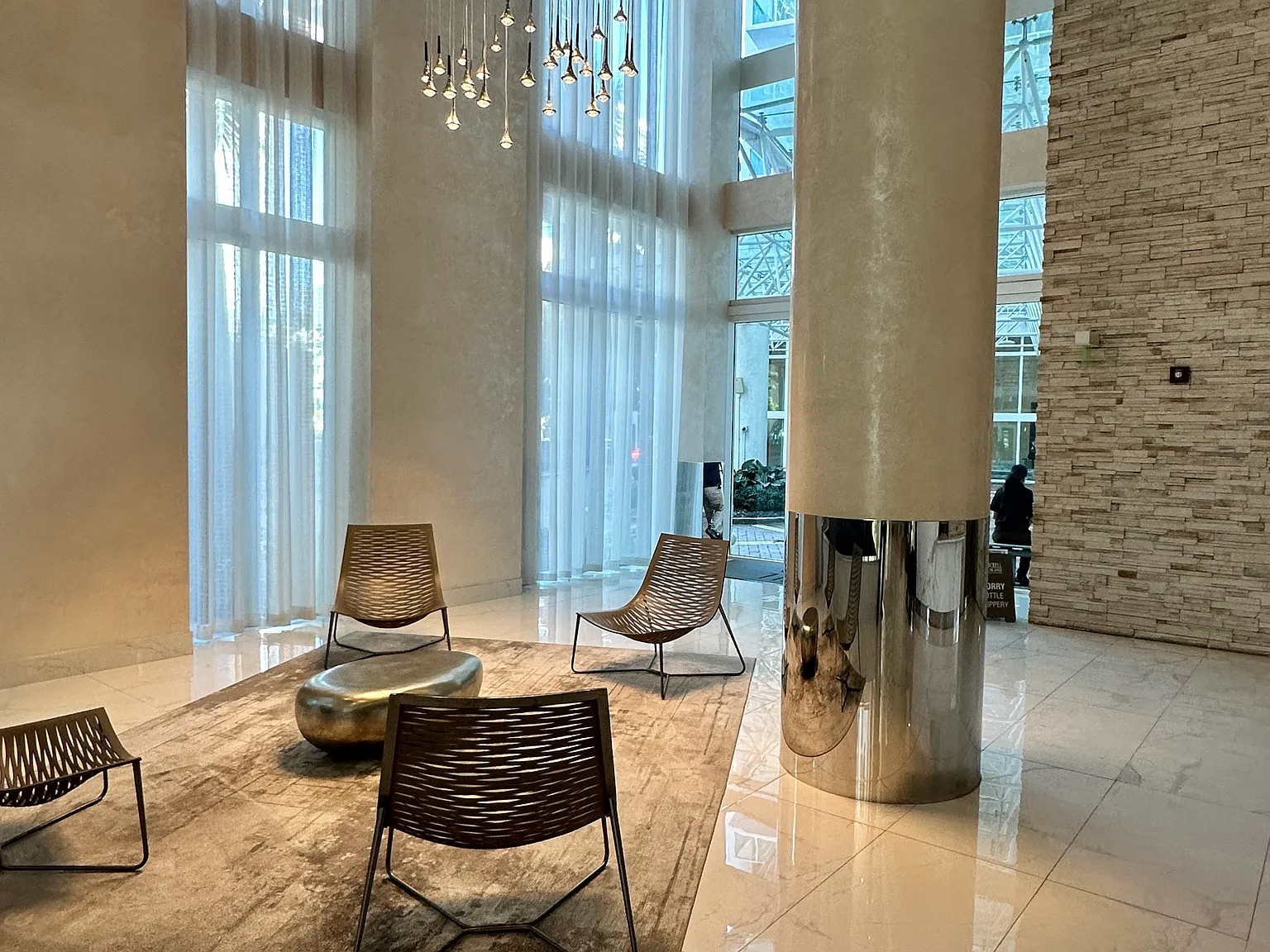 1 bed, 1.5 bath, 997 sqft, $2,850 — Photo 3
