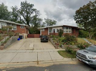 1098 Ruatan St, Silver Spring, MD 20903