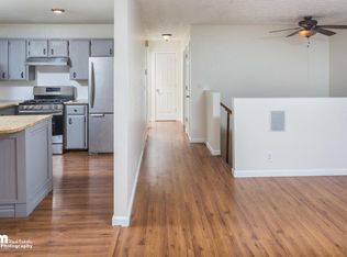 16626 Riddell Cir, Eagle River, AK 99577