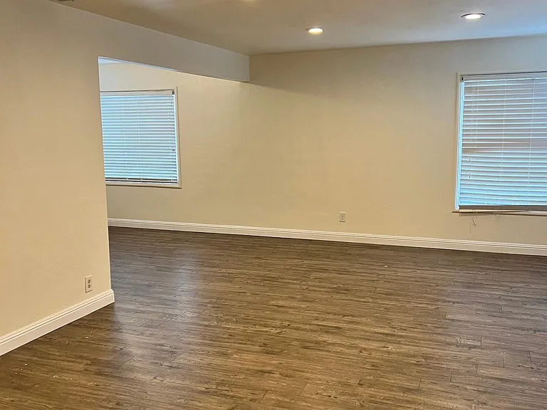 861 Sybil Ave — Photo 18