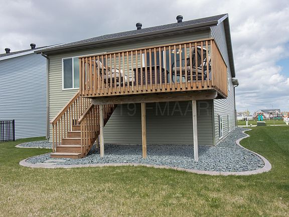 5th image of 3813 11th Ave S
