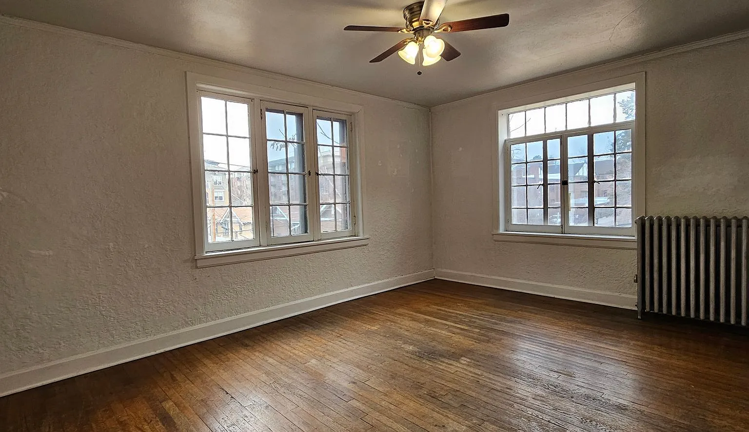 Location Location Location! City Park Living — Photo 4