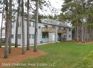 271 Oakwood Ave #8, Plover, WI 54467