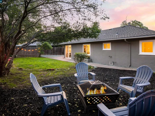 203 Doray Dr, Pleasant Hill, CA 94523