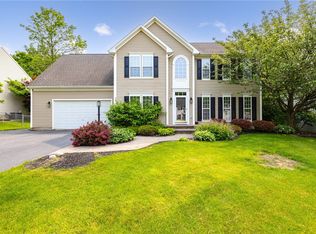72 Chadwick Mnr, Fairport, NY 14450