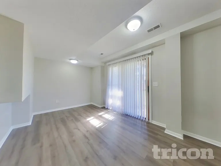 8835 NE 73rd Ct — Photo 15