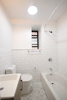 Rented by (Legacy) NY Quality Living Uptown | media 15