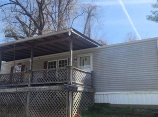 806 Cedar St, Chester, IL 62233