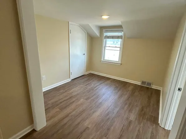 7781 Rauschelbach St #7781, Utica, MI 48317