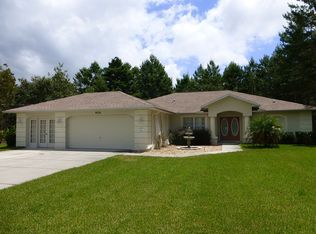 9026 Madrid Rd, Weeki Wachee, FL 34613