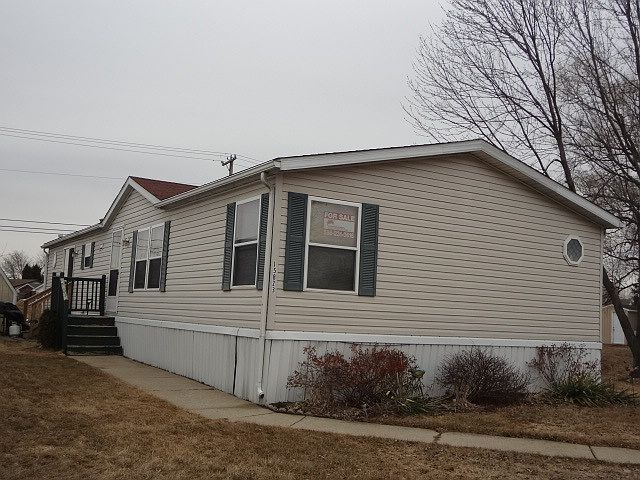1st image of 15823 Villaire Ave