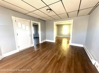 108 E Grove St, Taylor, PA 18517