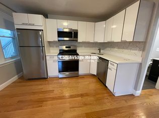 124 Berkshire St #3T, Cambridge, MA 02141