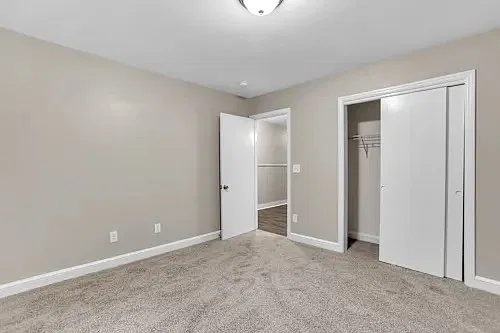 4 bed, 1542 sqft, $2,399 — Photo 2
