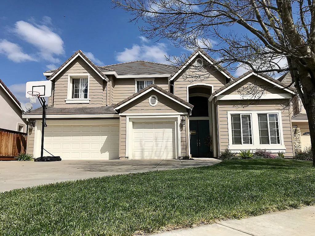 2192 Erie Ct photo 1