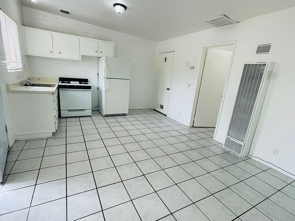 1st image of 211 W Kelso St #14