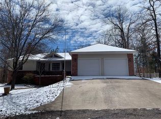 14 Roxburgh Dr, Bella Vista, AR 72715