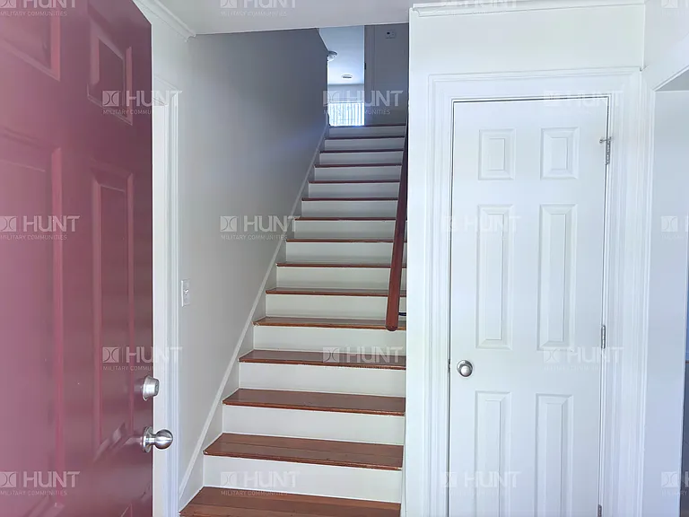 306 Jefferson Dr — Photo 3