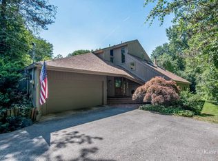 2914 Reeds Lake Blvd SE, East Grand Rapids, MI 49506