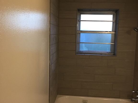 3rd image of 1513 Joey Ln