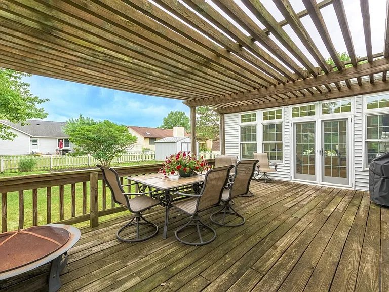 1011 Brick N Wood Dr — Photo 10