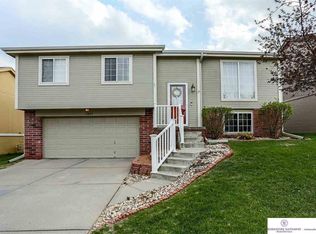 11867 Newport Ave, Omaha, NE 68164