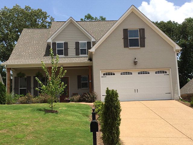 1st image of 142 Oxford Creek Dr