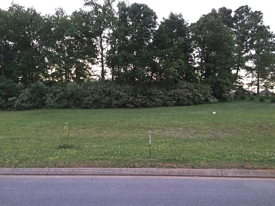 Approximate 100 ft frontag