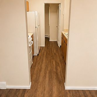 4th image of 148 Van Buren St APT G