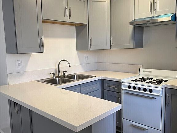 4th image of 10720 Burin Ave #12