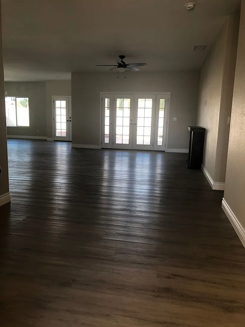 5 Bedroom Home in Eagle Ranch — Photo 4