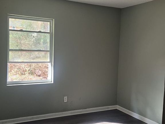 4th image of 317 W Thomas Ct
