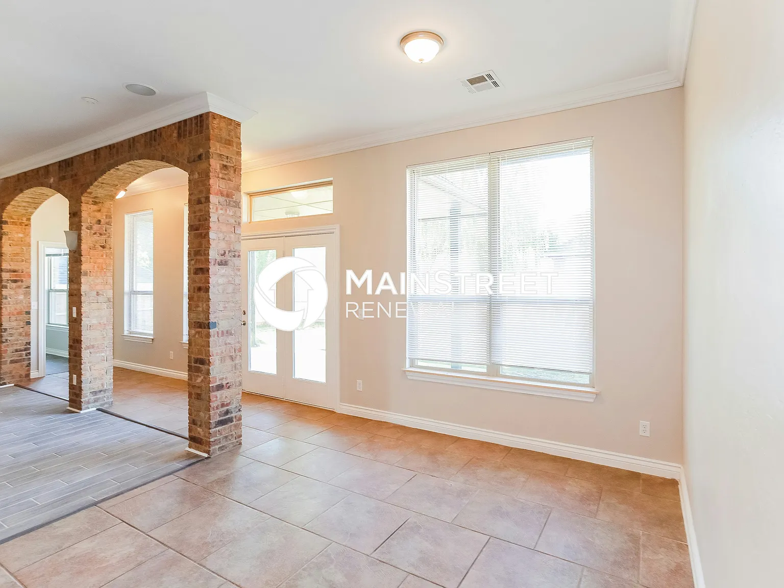 4604 Nw 162Nd Ct — Photo 4