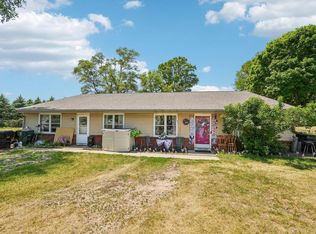 1037 Carriage COURT #1039, Palmyra, WI 53156