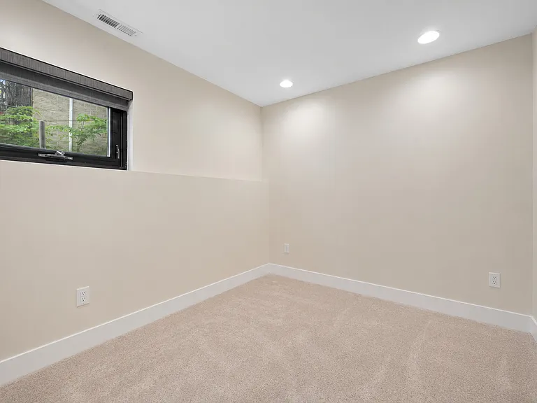 1349 N Leavitt St #1B — Photo 21