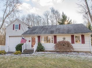 45 Maple Ave, Berkeley Heights, NJ 07922