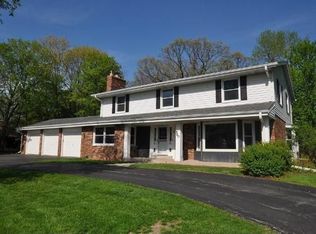 560 S Elmridge Ave, Brookfield, WI 53005