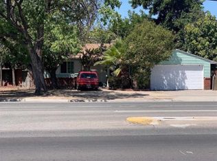 2711 N Chestnut Ave, Fresno, CA 93703