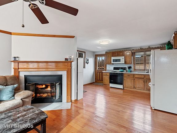 5th image of 318 Heather Ave