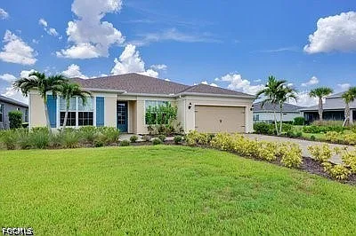 4 bed, 3.5 bath, 2916 sqft, $4,000 — Photo 1