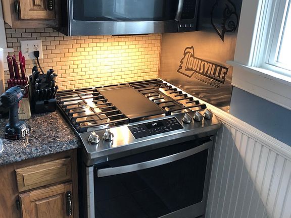 2nd image of 2421 Concord Dr