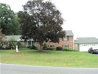 2nd image of 183 Elk Mills Rd