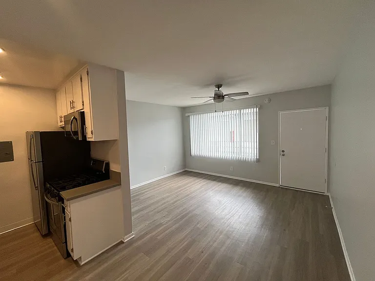 11937 Avon Way — Photo 11