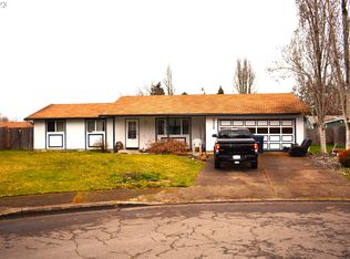 528 S 51st Pl, Springfield, OR 97478