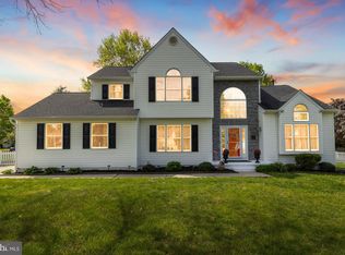 1406 Swan Ln, Mullica Hill, NJ 08062