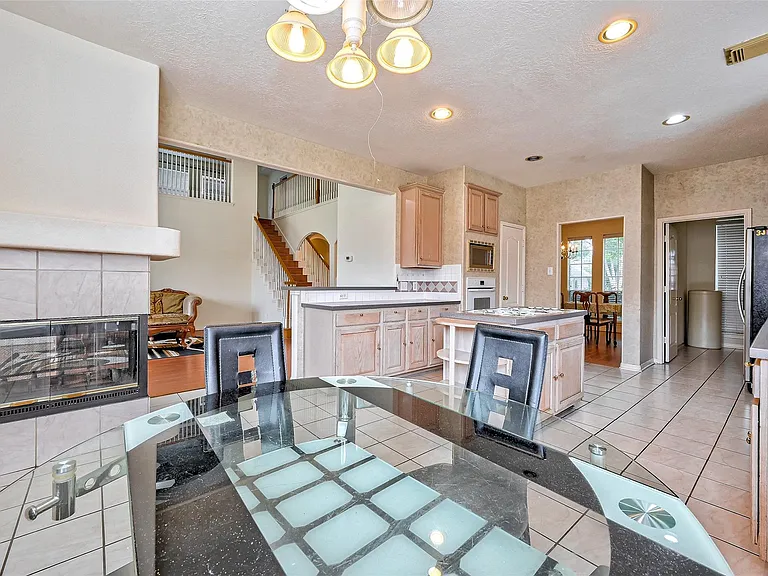 6806 Rhodes Ct — Photo 26