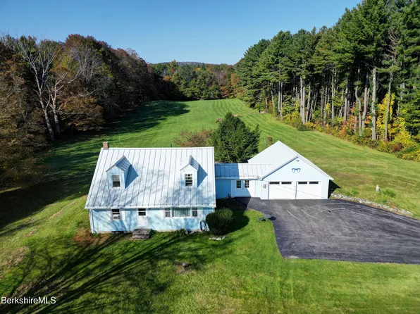 22 Meadowview Ln, Richmond, MA 01254