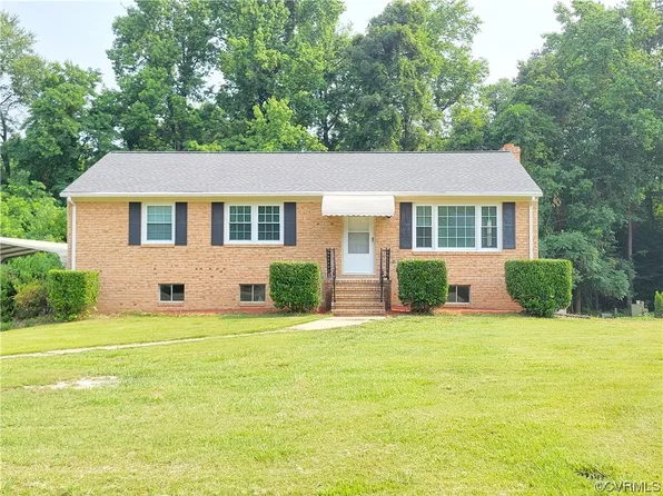 606 Fulcher Ln, Chester, VA 23836